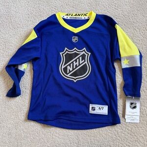 NWT NHL Atlantic Division 2018 Tampa All Star Jersey Authentic Youth Kids 4/7